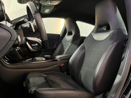 Mercedes Benz CLA lleno