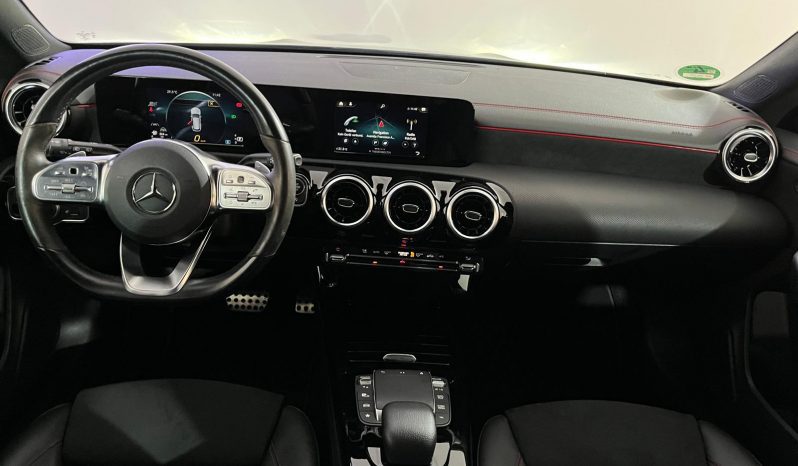 Mercedes Benz CLA lleno