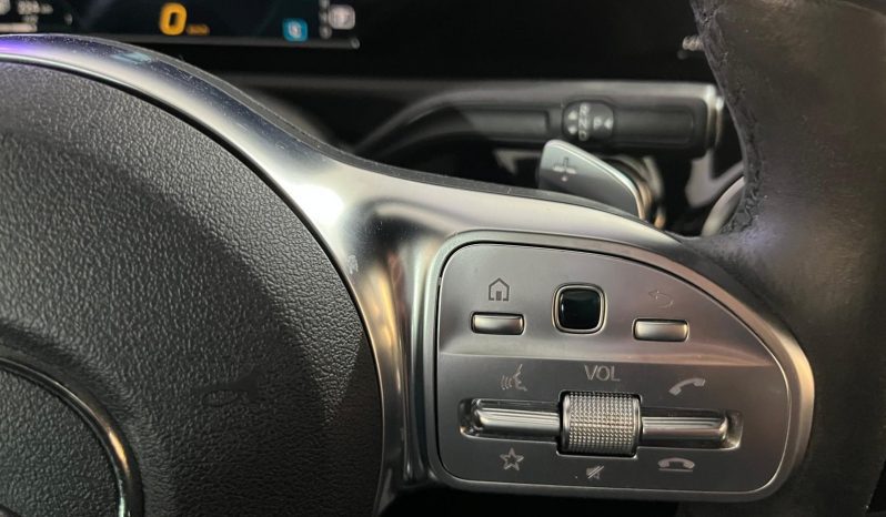 Mercedes Benz CLA lleno