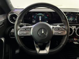 Mercedes Benz CLA lleno