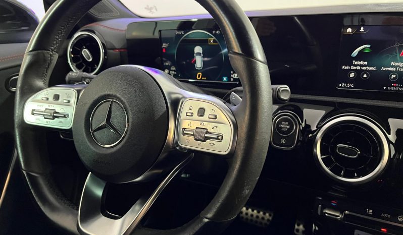 Mercedes Benz CLA lleno