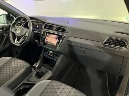 VOLKSWAGEN Tiguan RLine 2.0 TDI DSG lleno