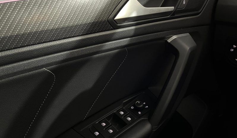 VOLKSWAGEN Tiguan RLine 2.0 TDI DSG lleno