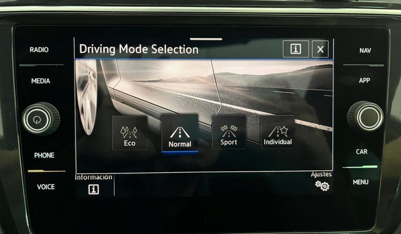 VOLKSWAGEN Tiguan RLine 2.0 TDI DSG lleno