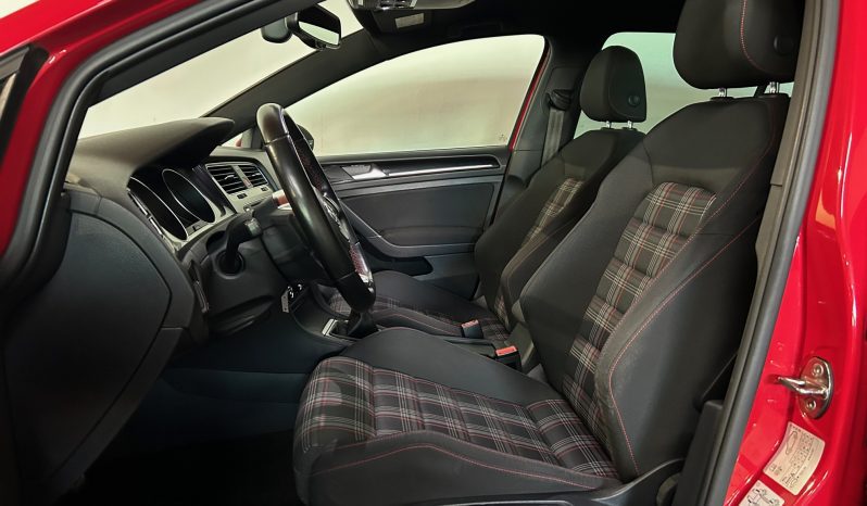 VOLKSWAGEN Golf GTI 2.0 TSI BMT lleno