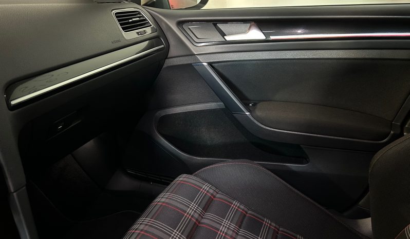 VOLKSWAGEN Golf GTI 2.0 TSI BMT lleno