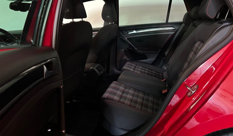 VOLKSWAGEN Golf GTI 2.0 TSI BMT lleno