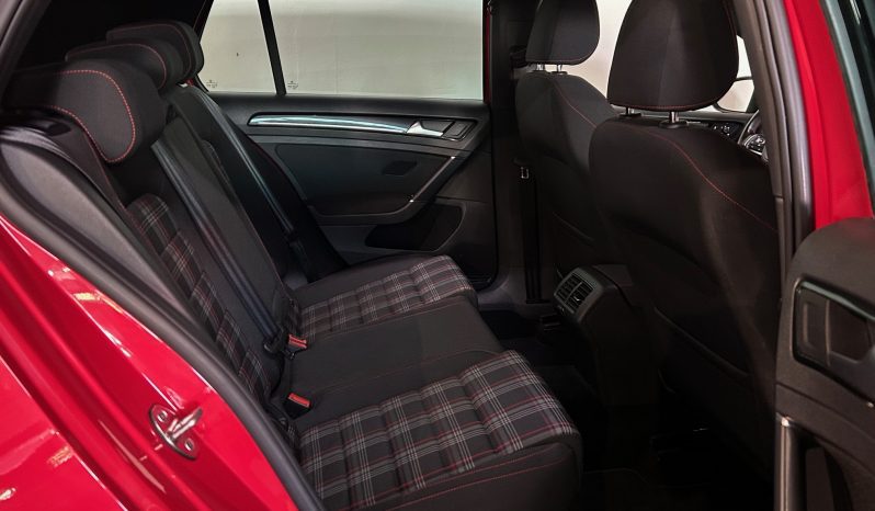VOLKSWAGEN Golf GTI 2.0 TSI BMT lleno