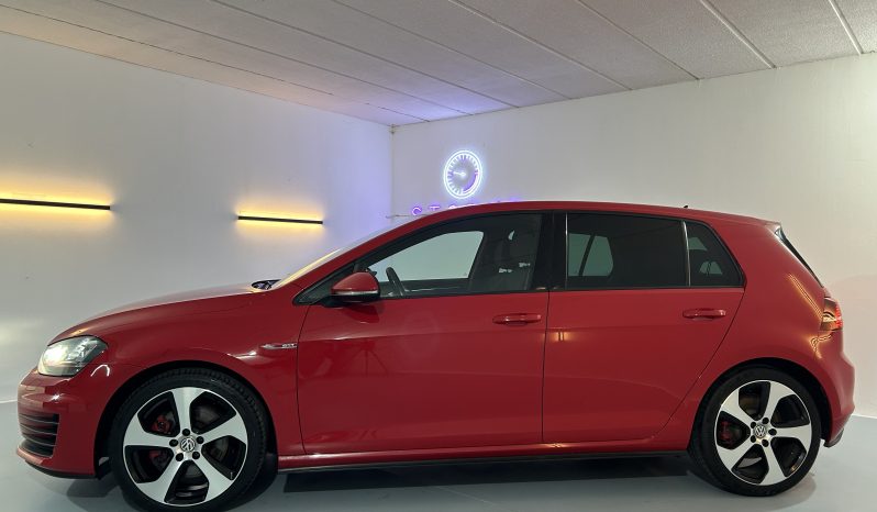 VOLKSWAGEN Golf GTI 2.0 TSI BMT lleno