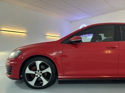 VOLKSWAGEN Golf GTI 2.0 TSI BMT lleno