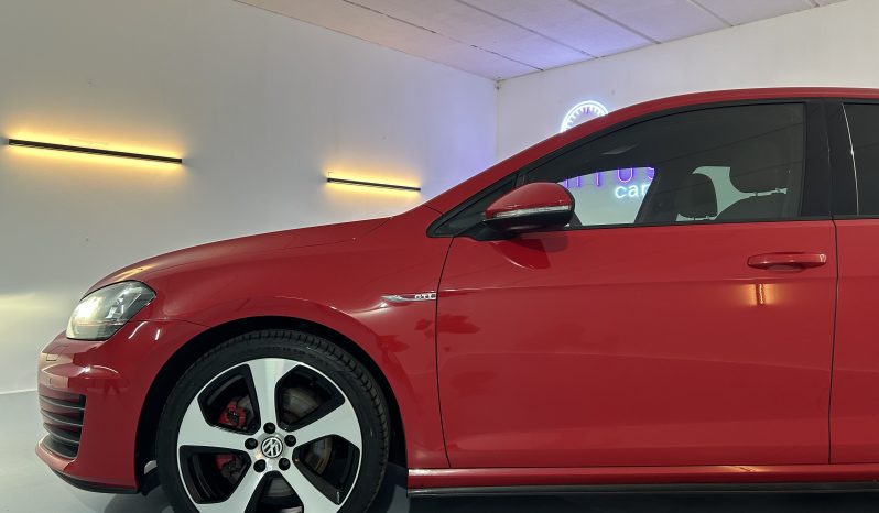 VOLKSWAGEN Golf GTI 2.0 TSI BMT lleno