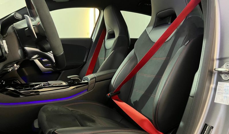 MERCEDES BENZ-AMG A45S 4MATIC 421CV lleno