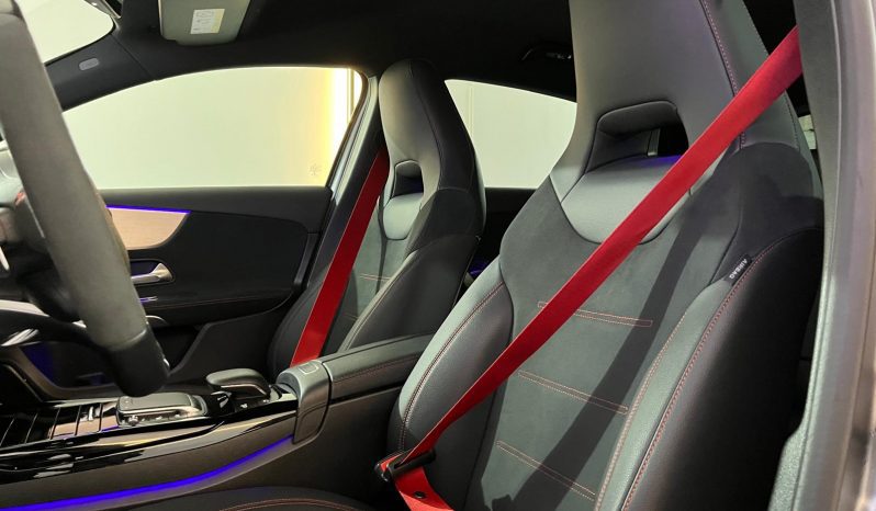 MERCEDES BENZ-AMG A45S 4MATIC 421CV lleno