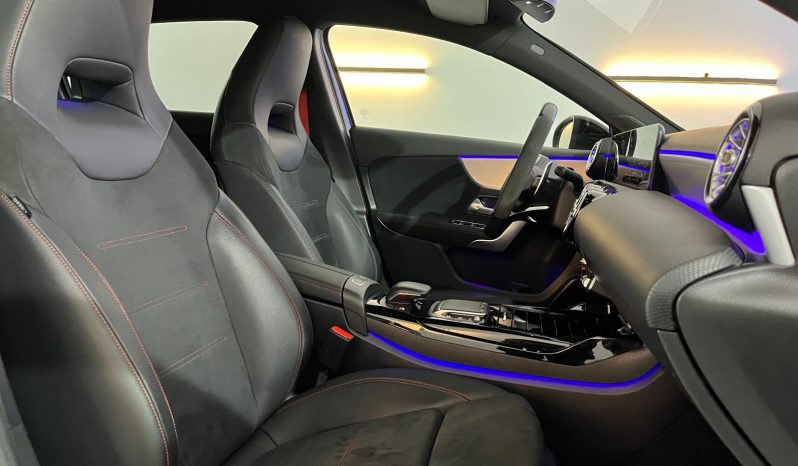 MERCEDES BENZ-AMG A45S 4MATIC 421CV lleno