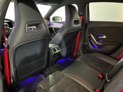 MERCEDES BENZ-AMG A45S 4MATIC 421CV lleno