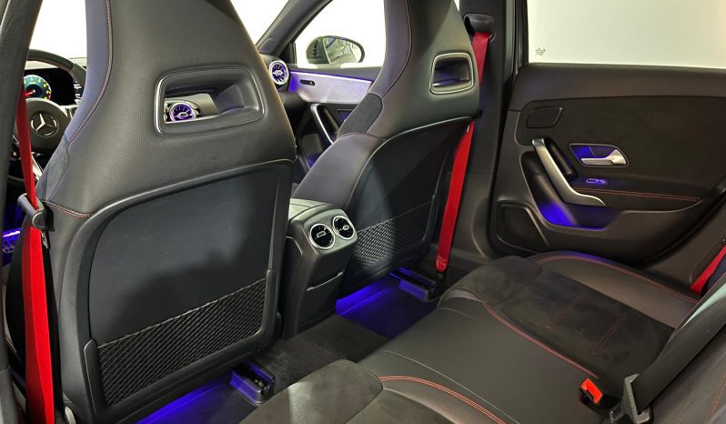 MERCEDES BENZ-AMG A45S 4MATIC 421CV lleno