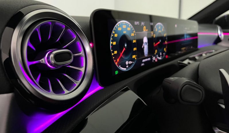 MERCEDES BENZ-AMG A45S 4MATIC 421CV lleno