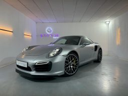 PORSCHE 911 Turbo S Coupe lleno