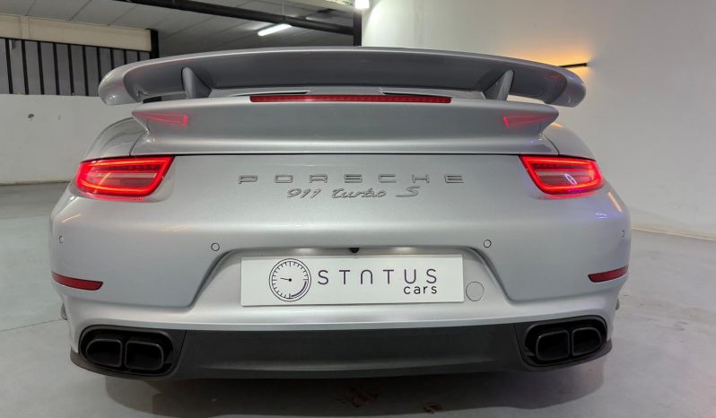 PORSCHE 911 Turbo S Coupe lleno