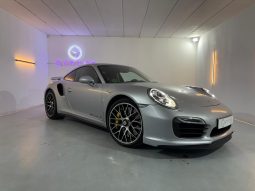 PORSCHE 911 Turbo S Coupe lleno