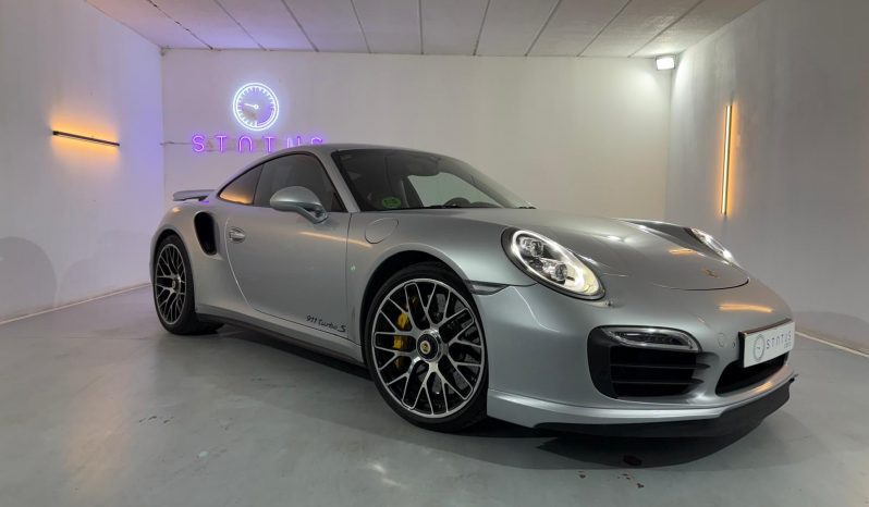 PORSCHE 911 Turbo S Coupe lleno