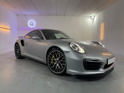 PORSCHE 911 Turbo S Coupe lleno