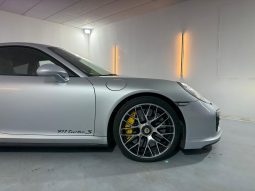 PORSCHE 911 Turbo S Coupe lleno