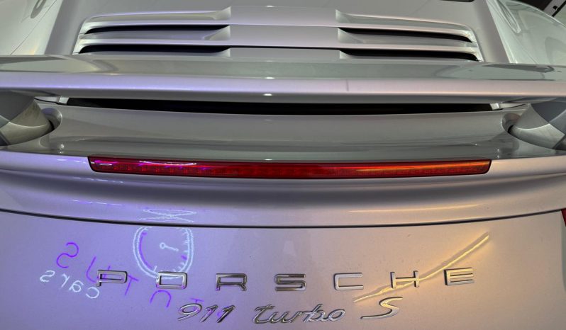 PORSCHE 911 Turbo S Coupe lleno