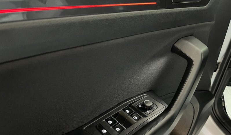 VOLKSWAGEN T-Roc Sport 1.5 TSI lleno