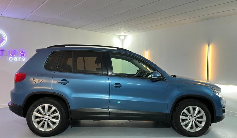 VOLKSWAGEN Tiguan T1 Sport 2.0 TDI BMT 4×2 lleno