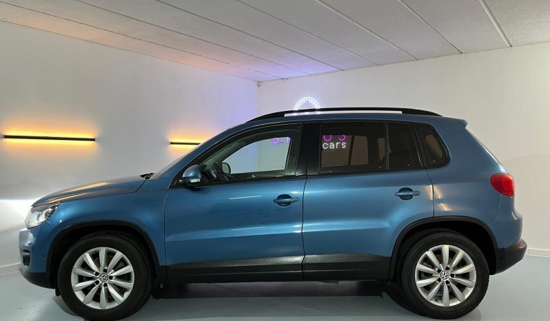 VOLKSWAGEN Tiguan T1 Sport 2.0 TDI BMT 4×2 lleno