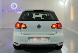 VOLKSWAGEN Golf 1.6 TDI 105 CV lleno