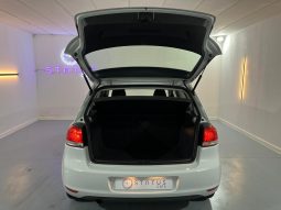 VOLKSWAGEN Golf 1.6 TDI 105 CV lleno