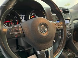 VOLKSWAGEN Golf 1.6 TDI 105 CV lleno