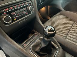 VOLKSWAGEN Golf 1.6 TDI 105 CV lleno