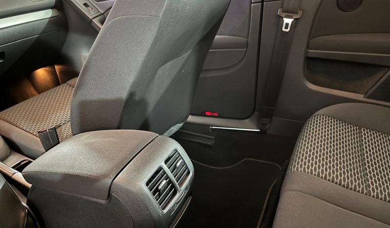 VOLKSWAGEN Golf 1.6 TDI 105 CV lleno