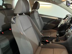 VOLKSWAGEN Golf 1.6 TDI 105 CV lleno