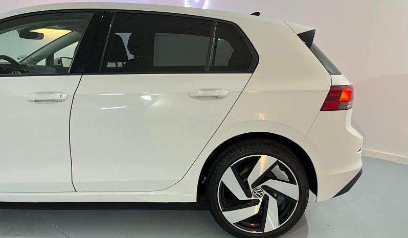 VOLKSWAGEN Golf 8 2.0 TDI lleno