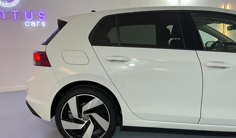 VOLKSWAGEN Golf 8 2.0 TDI lleno