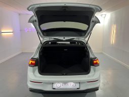 VOLKSWAGEN Golf 8 2.0 TDI lleno