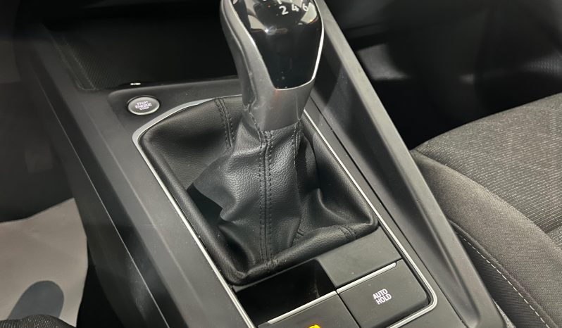 VOLKSWAGEN Golf 8 2.0 TDI lleno