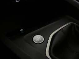 VOLKSWAGEN Golf 8 2.0 TDI lleno