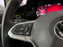 VOLKSWAGEN Golf 8 2.0 TDI lleno