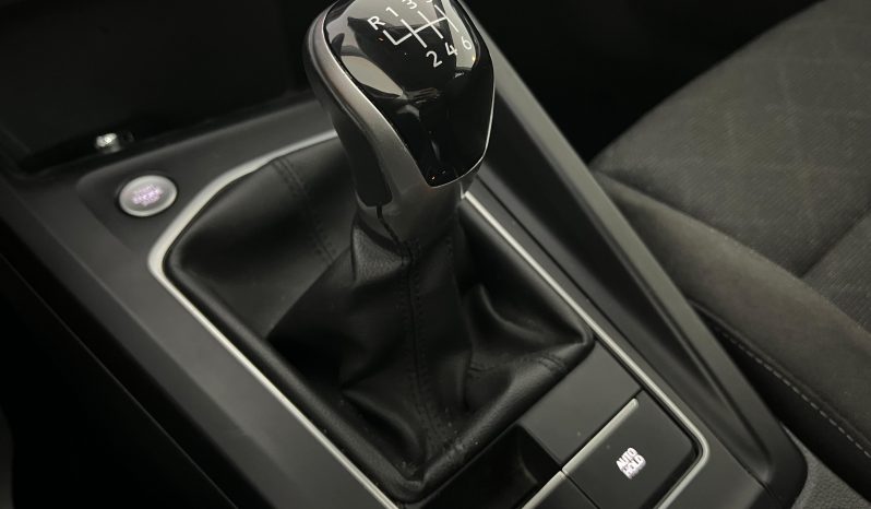 VOLKSWAGEN Golf 8 2.0 TDI lleno