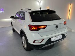 VOLKSWAGEN T-Roc Life 1.5 TSI DSG lleno