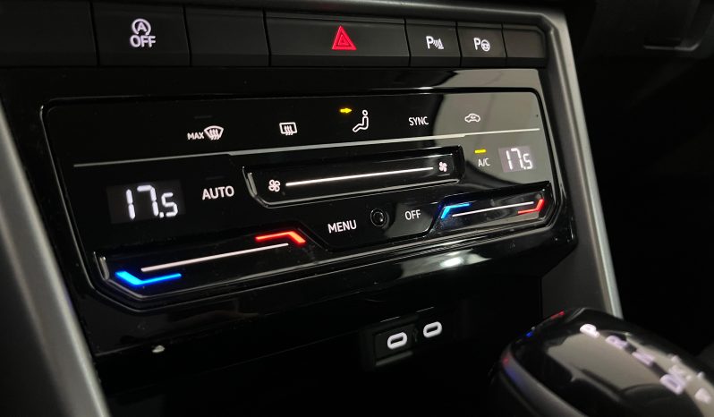 VOLKSWAGEN T-Roc Life 1.5 TSI DSG lleno