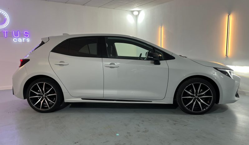 TOYOTA Corolla 140H GRSport lleno