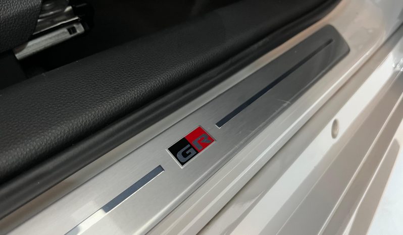 TOYOTA Corolla 140H GRSport lleno